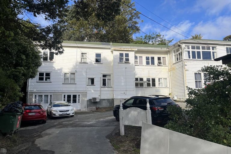 Photo of property in 48 Aurora Terrace, Kelburn, Wellington, 6012