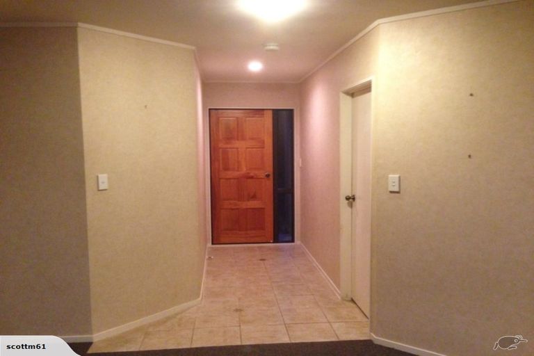 Photo of property in 13a Trelawn Place, Cockle Bay, Auckland, 2014