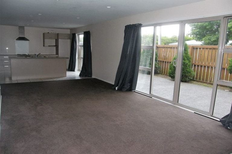 Photo of property in 1/100 Hastings Street West, Sydenham, Christchurch, 8023