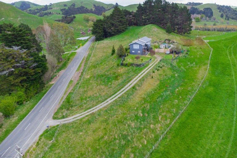 Photo of property in 3185 Weber Road, Weber, Dannevirke, 4970