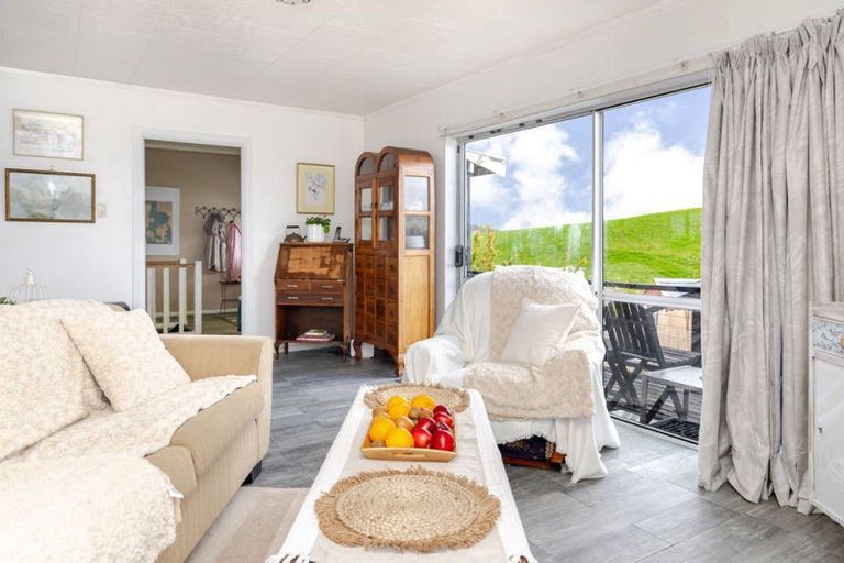 Photo of property in 3185 Weber Road, Weber, Dannevirke, 4970