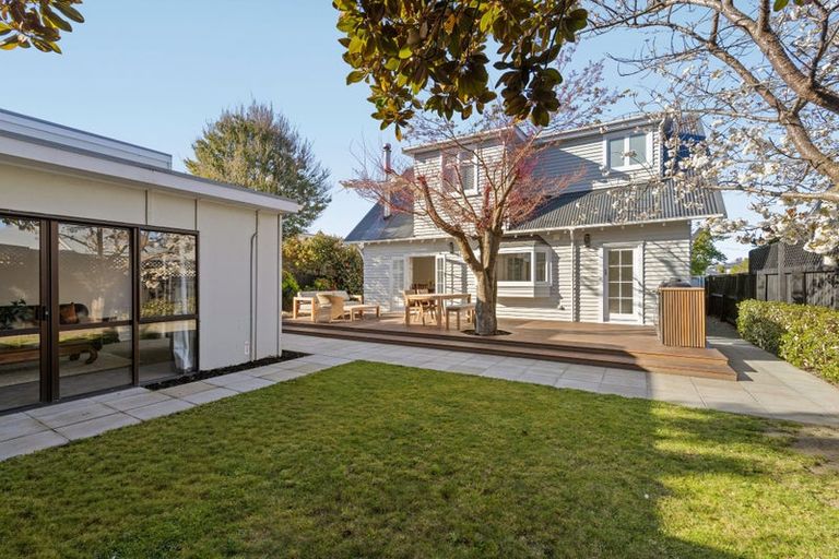 Photo of property in 5 Roosevelt Avenue, St Albans, Christchurch, 8014