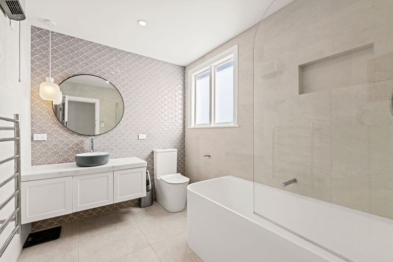 Photo of property in 5 Roosevelt Avenue, St Albans, Christchurch, 8014