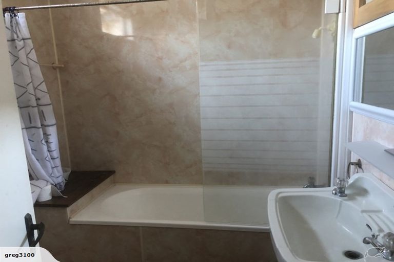 Photo of property in 48 Hohiria Road, Hataitai, Wellington, 6021