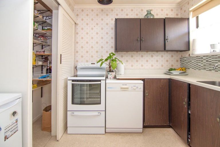 Photo of property in 3a Huata Place, West End, Palmerston North, 4412