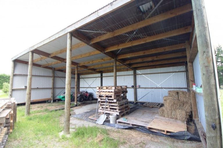 Photo of property in 279 School Road, West Eyreton, Rangiora, 7475