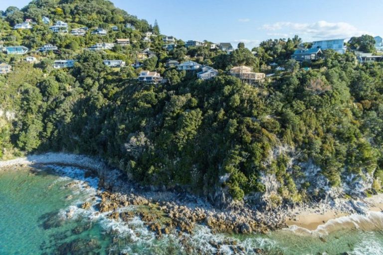 Photo of property in 61 Motuhoa Road, Tairua, 3508