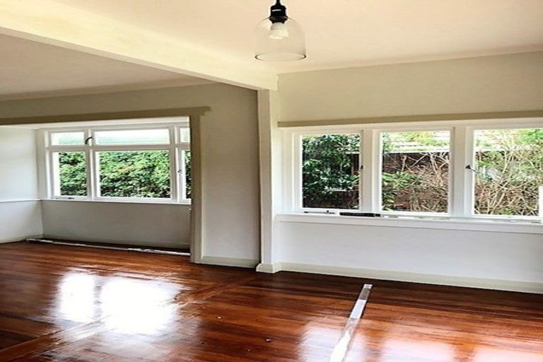 Photo of property in 31 Hamlin Road, Mount Wellington, Auckland, 1060