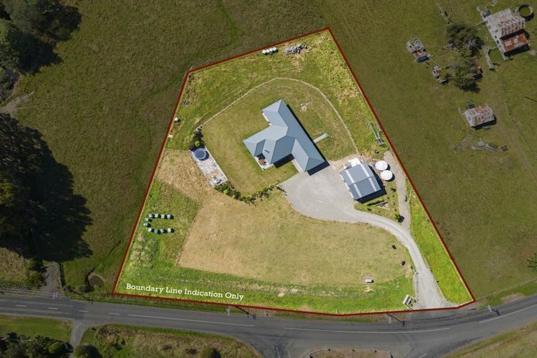 Photo of property in 728 Makino Road, Halcombe, Feilding, 4777