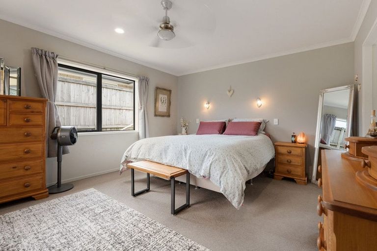 Photo of property in 4 Gina Way, Welcome Bay, Tauranga, 3112