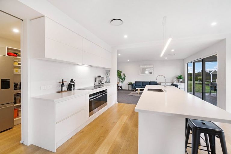 Photo of property in 36 Silver Peaks Drive, West Melton, 7618