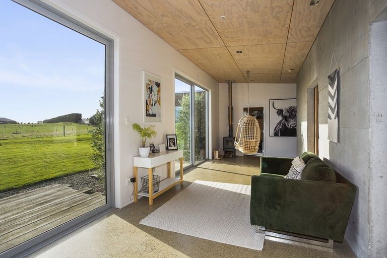 Photo of property in 32 Aerodrome Road, Anderson Park, Invercargill, 9876