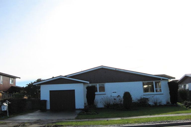 Photo of property in 4 Home Street, Winton, 9720