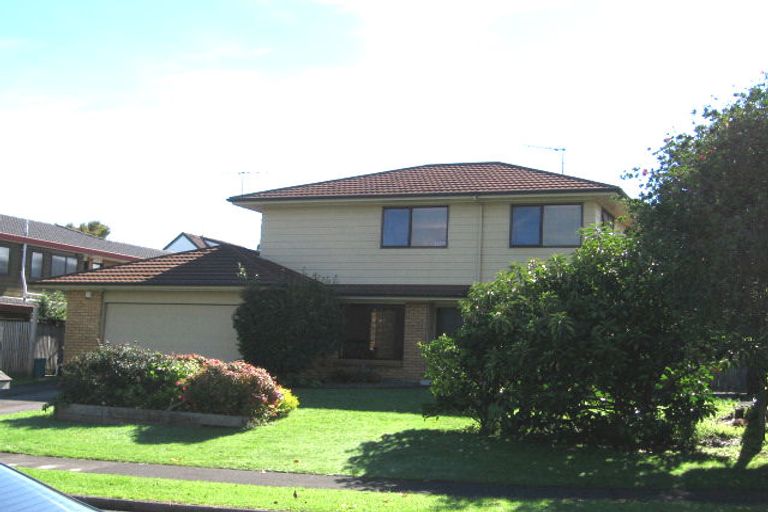 Photo of property in 21 Cornelian Crescent, Half Moon Bay, Auckland, 2012