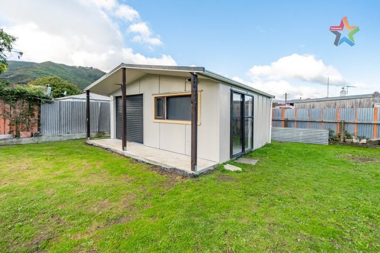 Photo of property in 5 Bythell Street, Wainuiomata, Lower Hutt, 5014