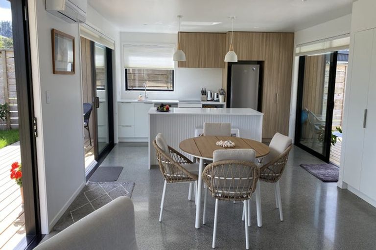 Photo of property in 1 Cherry Tree Lane, Glenbervie, 0173