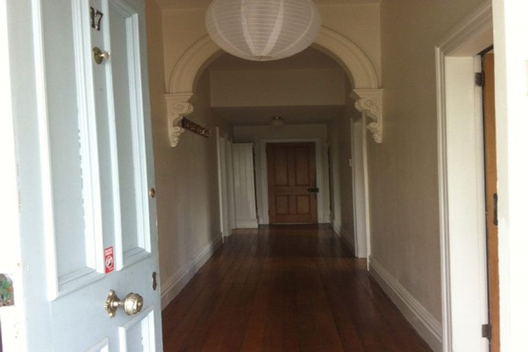 Photo of property in 17 Brockworth Place, Riccarton, Christchurch, 8011