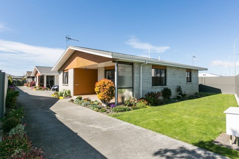 Photo of property in 1/4 Lee Road, Taradale, Napier, 4112