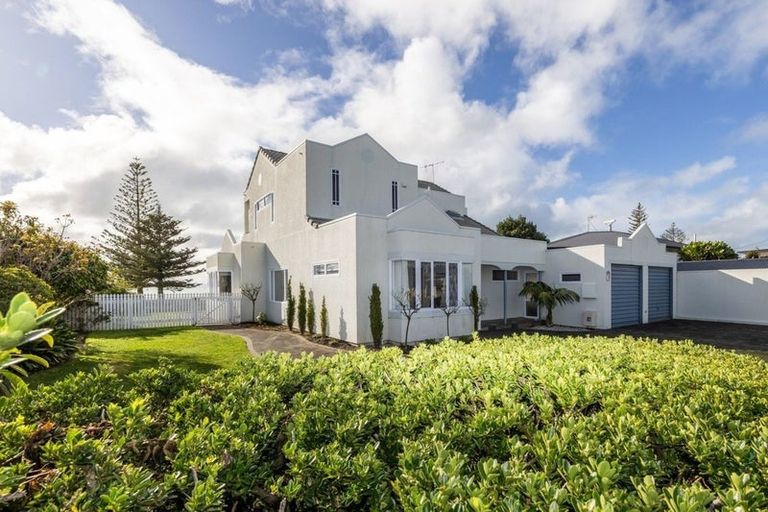 Photo of property in 7 Charles Street, Westshore, Napier, 4110
