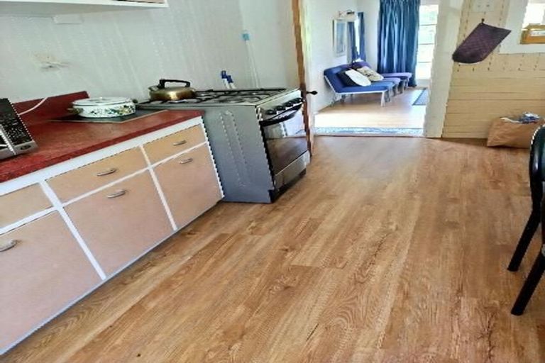 Photo of property in 502 Waipiro Road, Waipiro, Tokomaru Bay, 4079