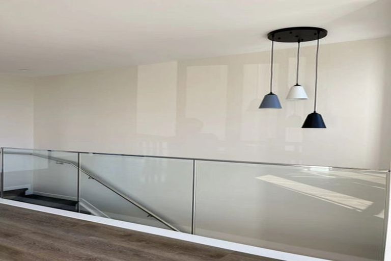 Photo of property in 31 Kapehu Road, Silverdale, 0932