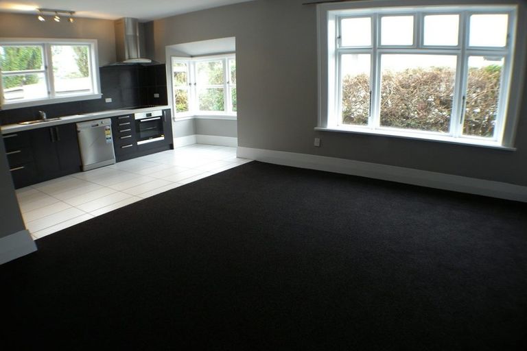 Photo of property in 33 Kirkcaldy Street, South Dunedin, Dunedin, 9012