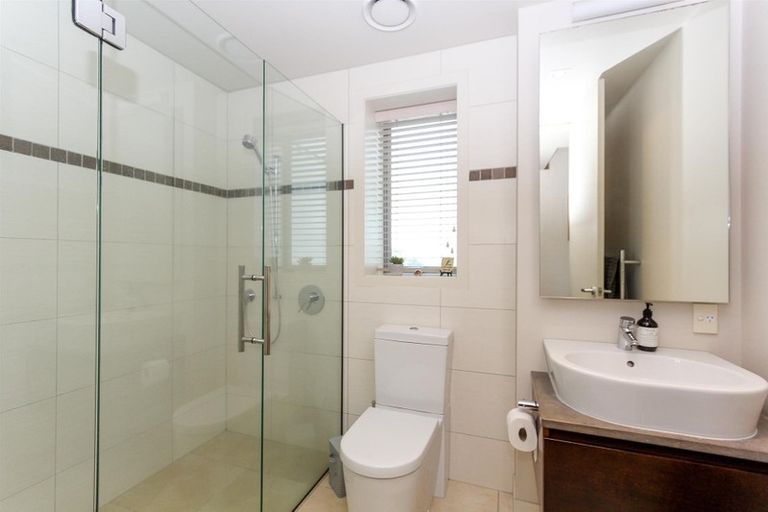 Photo of property in 22 Liardet Apartments, 501/22 Liardet Street, New Plymouth, 4310