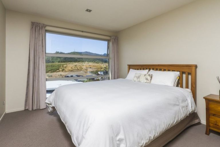 Photo of property in 14 Istana Place, Britannia Heights, Nelson, 7010