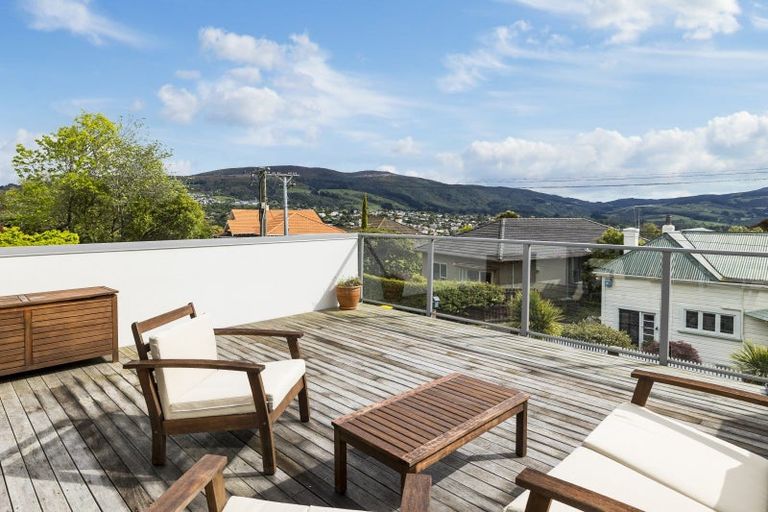 Photo of property in 1 Falcon Street, Roslyn, Dunedin, 9010