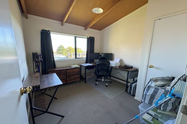 Photo of property in 451 Paremoremo Road, Paremoremo, Auckland, 0632