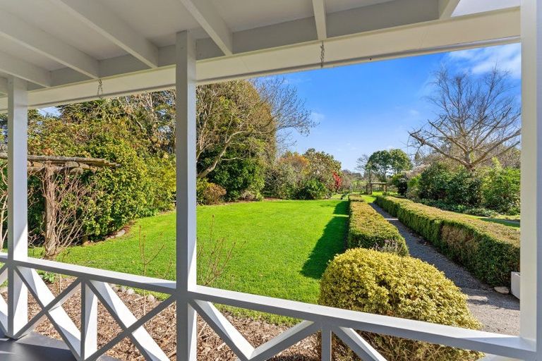 Photo of property in 15 Gleeson Road, Manakau, Levin, 5573