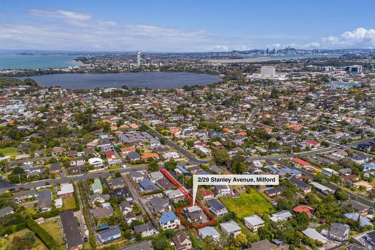 Photo of property in 2/29 Stanley Avenue, Milford, Auckland, 0620