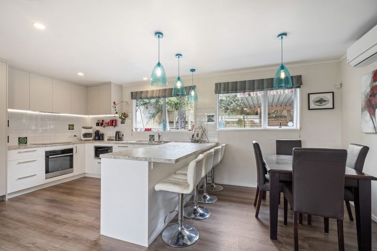 Photo of property in 27 Mcinnes Avenue, Te Kamo, Whangarei, 0112