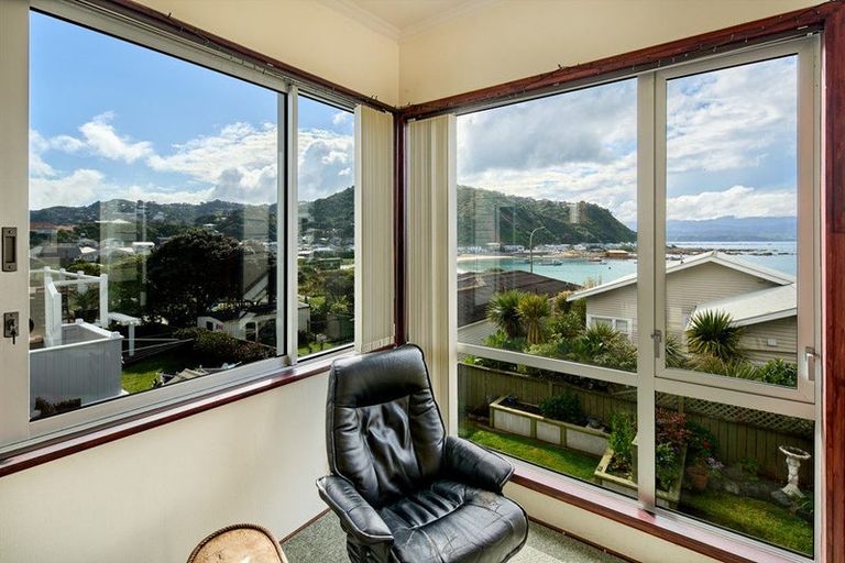 Photo of property in 197 Derwent Street, Island Bay, Wellington, 6023