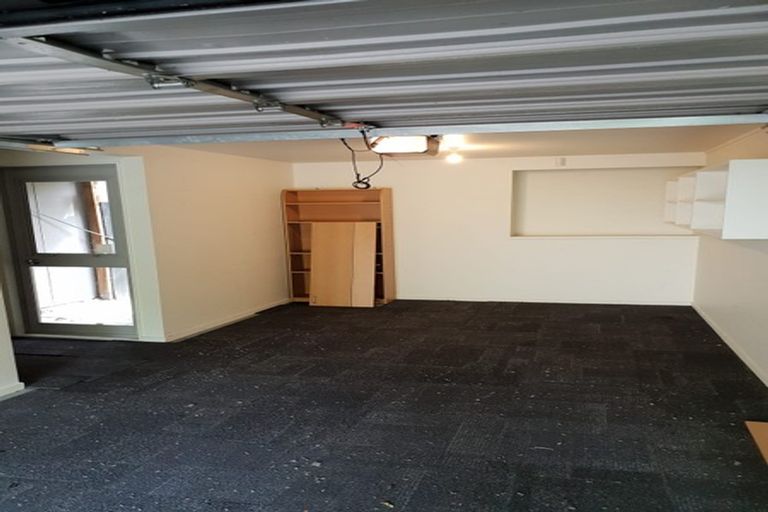 Photo of property in 1/3 Grove Road, Addington, Christchurch, 8024