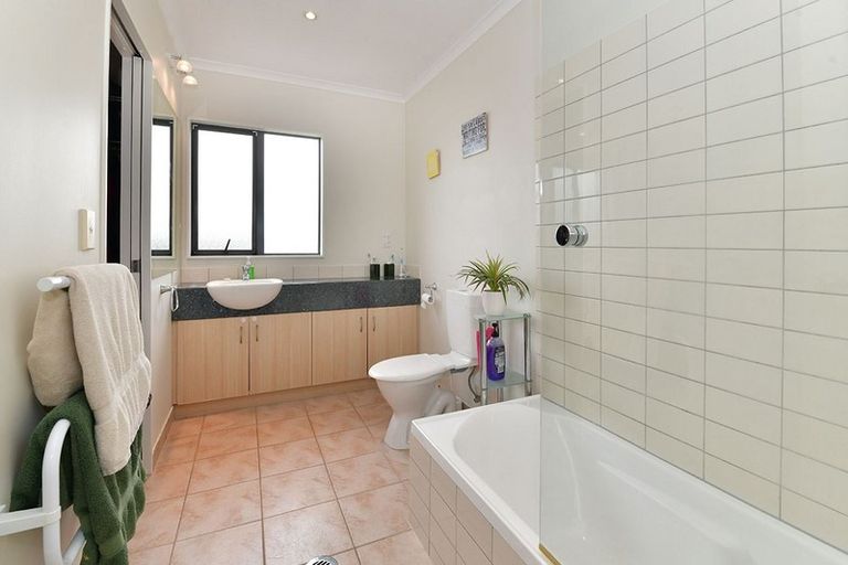 Photo of property in 31 Alverna View, Gulf Harbour, Whangaparaoa, 0930