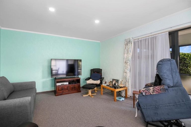 Photo of property in 9 Saunders Crescent, Stoke, Nelson, 7011