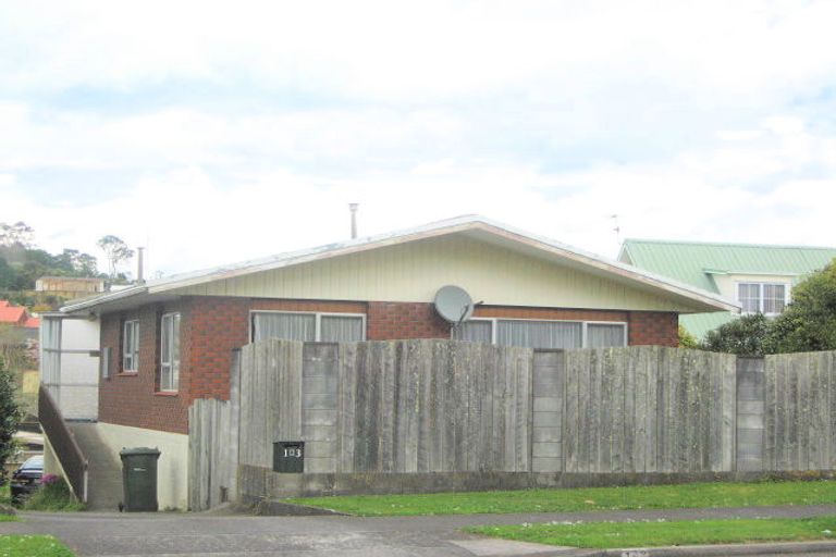 Photo of property in 183 Govett Avenue, Frankleigh Park, New Plymouth, 4310