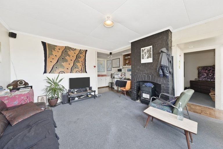 Photo of property in 105 Brougham Street, Addington, Christchurch, 8024
