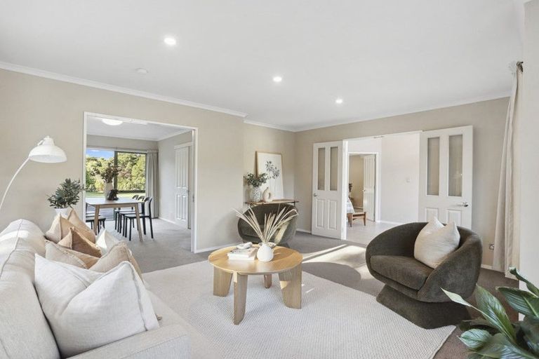 Photo of property in 70a Shaw Road, Oratia, Auckland, 0604