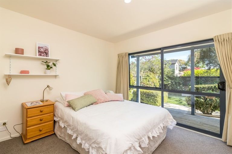 Photo of property in 54 Hamilton Avenue, Ilam, Christchurch, 8041