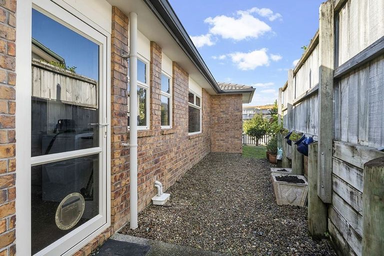 Photo of property in 77 Elan Place, Stanmore Bay, Whangaparaoa, 0932