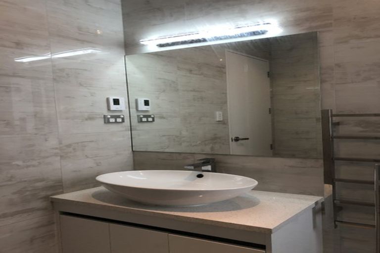 Photo of property in 529 Old Wairoa Road, Papakura, 2110