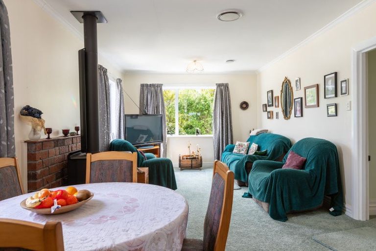 Photo of property in 143 Adelaide Road, Dannevirke, 4930