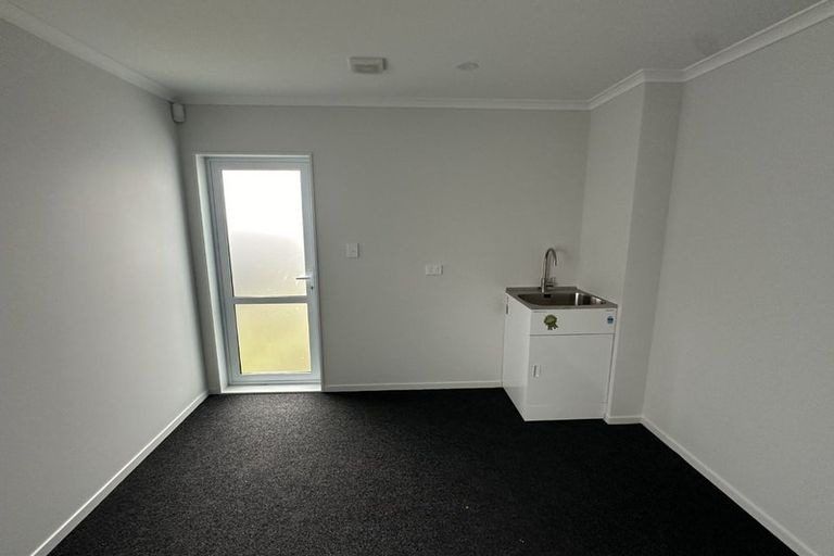 Photo of property in 35b Royston Street, Rosehill, Papakura, 2113