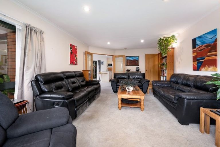 Photo of property in 3 Alleys Way, Ebdentown, Upper Hutt, 5018