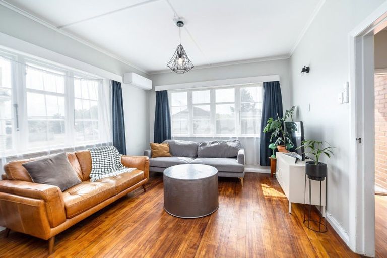 Photo of property in 13 Mcgregor Crescent, Masterton, 5810