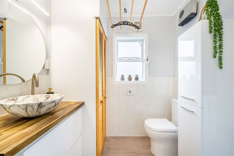 Photo of property in 7/3 Wilford Street, Wallaceville, Upper Hutt, 5018