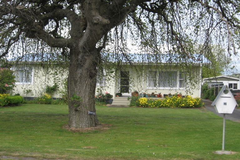 Photo of property in 16 Flemington Road, Aramoho, Whanganui, 4584
