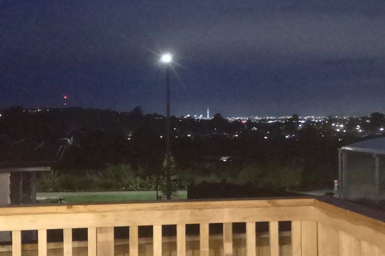 Photo of property in 4 Joseph Kokich Avenue, Swanson, Auckland, 0614